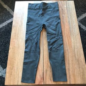 Brand new seamless Fabletics leggings